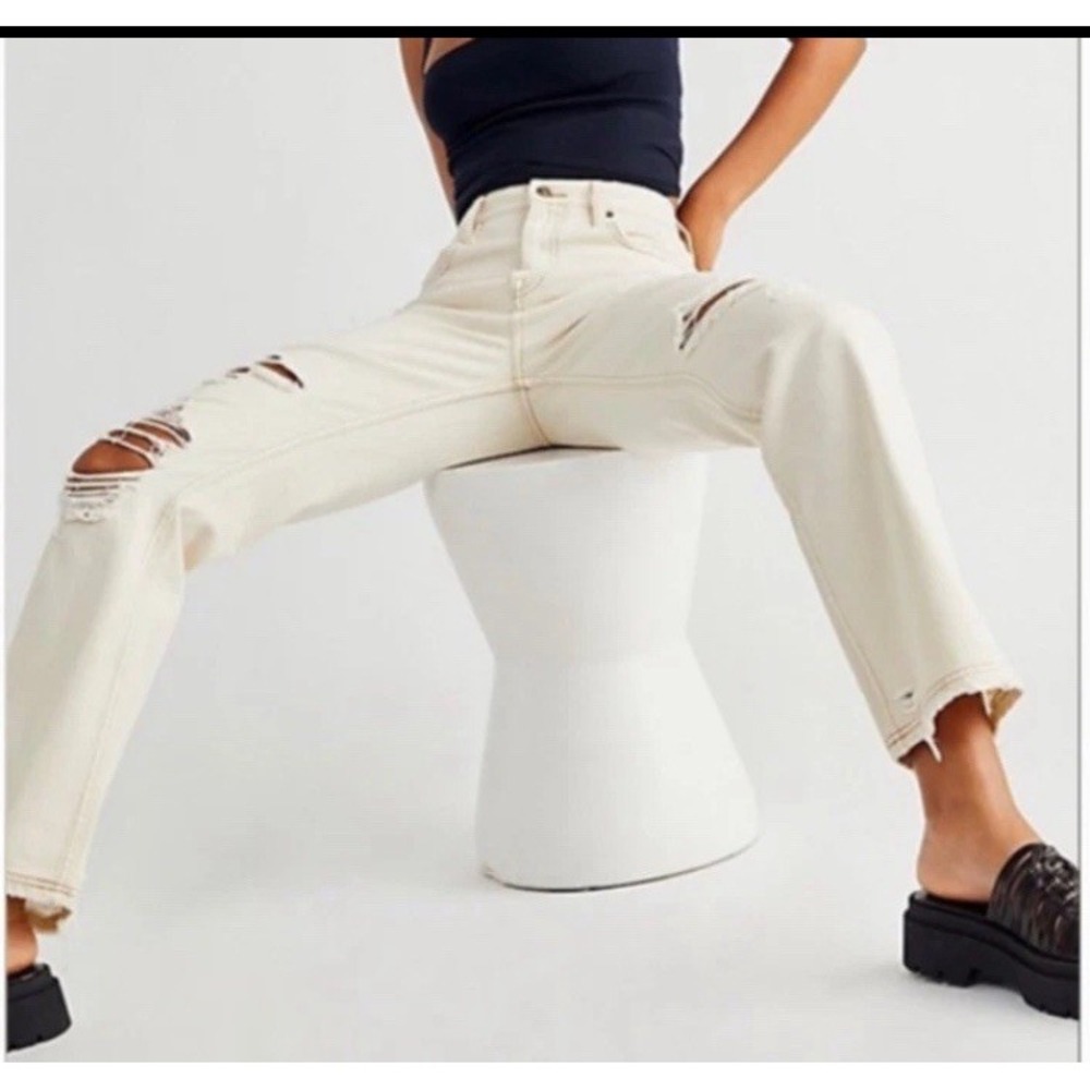 We The Free Crvy WomensJeans Cream 24 High Rise Classic Boho‎ Distressed
